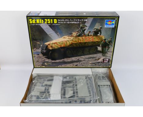 Trumpeter - A boxed 1:16 scale model kit Sd.Kfz 251D 00942. The contents appear to be excellent to mint in sealed bags, with 