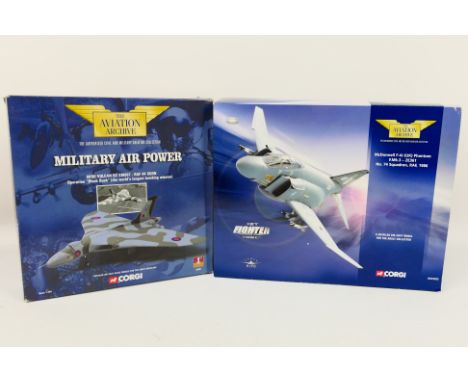 Corgi Aviation Archive - Two boxed Corgi Aviation Archive diecast model aircraft. Lot consists of 1:72 scale Limited Edition 