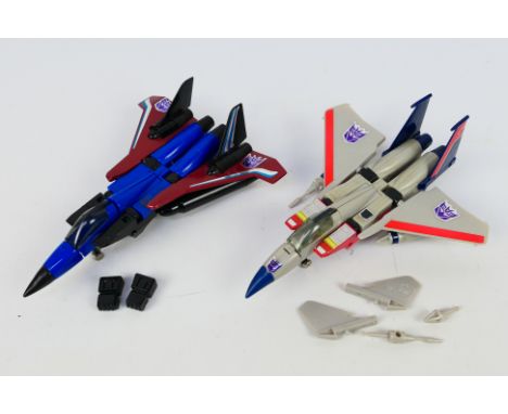 Transformers - 2 x vintage Transformers, Starscream and Dirge, they show some signs of age and use and appear in Fair to Good