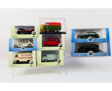 Oxford - A group of boxed vehicles mostly in 1:43 scale including limited edition Christmas 2008 Austin van, Humber Pullman L