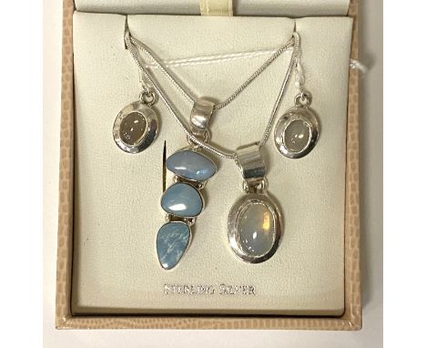 COLLECTION OF OPAL JEWELLERY PENDANT &amp; EARRINGS