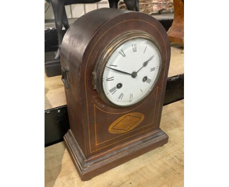 INLAID MAHOGANY CASE STRIKING MANTEL CLOCK (WITH KEY &amp; PEDULUM)