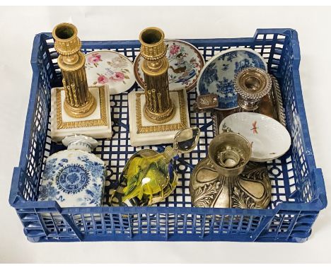 INTERESTING COLLECTION INCLUDING HEREND &amp; A SIGNED FRENCH STUDIO PERFUME BOTTLE &amp; SMALL CANDLESTICKS ALONG WITH A CHI