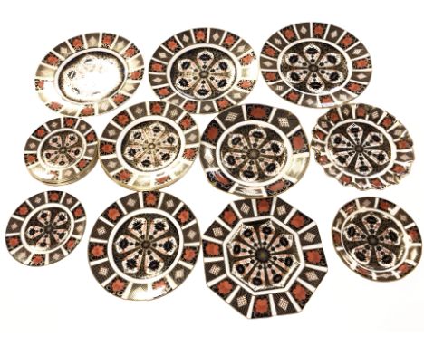Eighteen various Royal Crown Derby Imari plates, pattern No. 1128, a further Green Derby panel dish and a further scalloped e