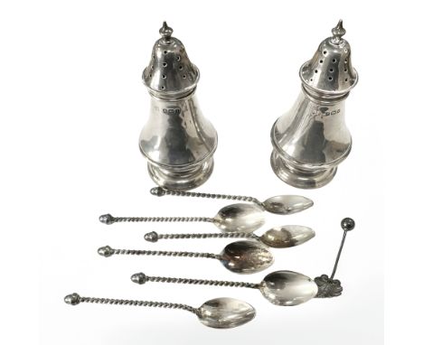 A small pair of silver sifters, height 8cm, a set of six silver teaspoons and a small caddy spoon CONDITION REPORT: 99.4g gro