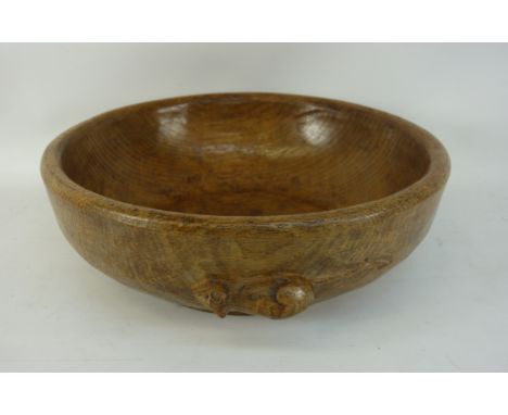 Yorkshire oak - 'Mouseman' circa 1950's oak fruit bowl, (24.5cm diameter) by Robert Thompson of Kilburn Condition Report Clic