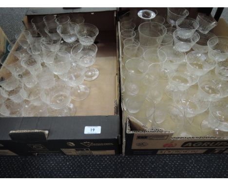Two boxes vintage drinking glasses