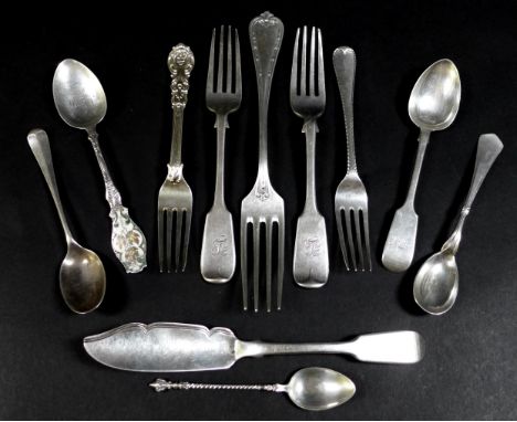 A collection of Victorian and later silver flatware, including fiddle pattern dessert forks, William Rawlings Sobey, Exeter 1