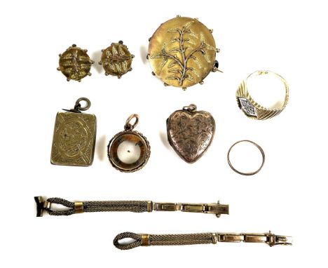 A group of gold and gold plated jewellery, including 9ct gold gent's ring, hexagonal face inset with white stones, size P, 3.