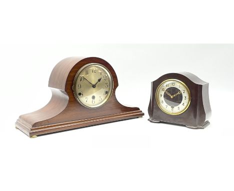 Early 20th century mahogany cased mantel clock, silvered Roman dial, triple train driven chiming movement and an early 20th c