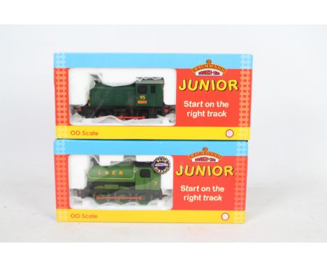 Bachmann Junior - 2 x OO gauge locos, an 0-6-0 Diesel Shunter named Rusty # 30-915 and an 0-6-0 Saddle Tank steam loco in LNE