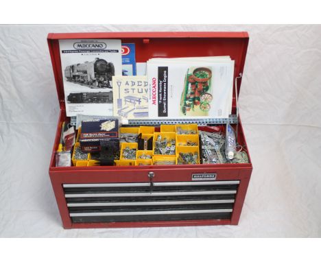 Meccano - A large quantity of Meccano housed in an Halfords 4-Drawer metal chest. Lot includes a large quantity of Meccano pa