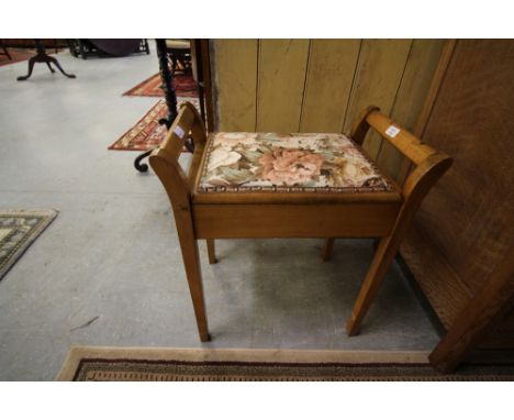 Piano stool