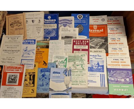 1930's-1960's Football Programmes Collection (roughly 50) inc Liverpool, FA Cup Finals, Newcastle United, West Brom, Millwall