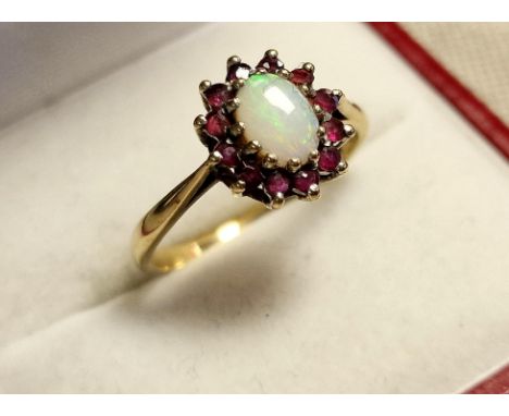 9ct Gold, Opal &amp; Garnet Dress Ring, size P+0.5 &amp; 2.35g