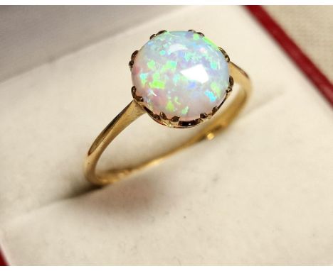 9ct Gold &amp; Circular Opal Dress Ring, size S+0.5 &amp; 2.2g