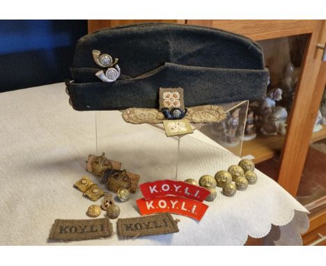 Military Army Collection inc Territorial KOYLI &amp; Duke of Wellington Buttons for J (Eric) Clark A.S.C. T-312370 - Militari