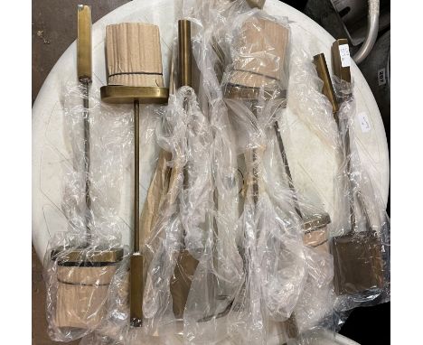 SELECTION OF IRON AND CLAY BRASS EFFECT FIRE SIDE TOOLS
