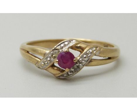A 9ct gold, diamond and ruby ring,1.5g, I 