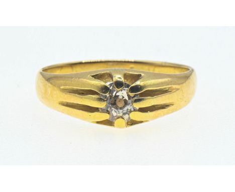 18ct gold gypsy set solitaire diamond ring. Size L/M. Gross weight 3.42g 