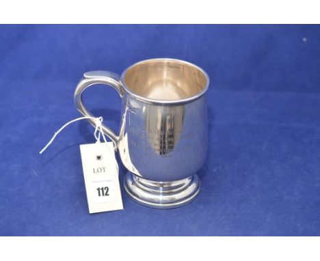 George V silver tankard by Walker &amp; Hall, Sheffield 1934, with inscription "J D Wakinshaw, a memento of association with 