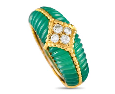 Van Cleef &amp; Arpels 18K Yellow Gold Diamond and Chalcedony Ring. &nbsp; &nbsp; &nbsp; Weight:6.7 grams Ring Top Height:6 M