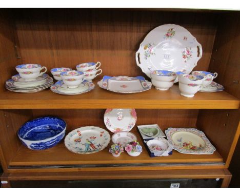 Collection of china, to include Royal Worcester & Paragon