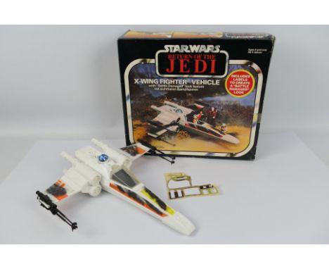 Palitoy - Star Wars - A boxed ROTJ X-Wing Fighter vehicle with battle damaged look. The model appears in Very Good condition 