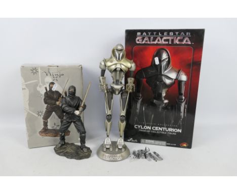 Battlestar Galactica - Cylon Centurion - Majestic Studios. A boxed 1/6 scale Cylon Centurion by Majestic Studios appearing to