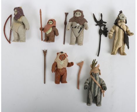 Six loose Vintage Ewoks Star Wars action figures complete Kenner. Including Last 17 Warok, Last 17 Paploo, Teebo, Chief Chrip