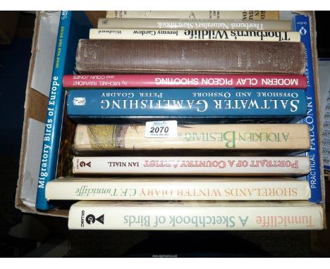 A quantity of bird and wildlife books including 'Thorburn's Wildlife', 'A Portrait of a Country Artist', 'Shoreland Winter Di