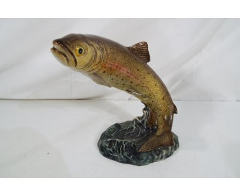 Beswick - a ceramic figurine of a Trout, Est £ 20 - £30