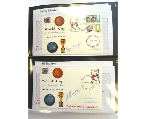Commemorative and Autograph Covers Sport and Exploration Neatly organised collection of 138 covers, over 90% signed, in two v
