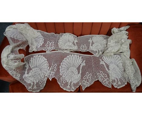 Crochet bed fringe 