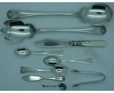 Pair of plated salad servers, Mother of Pear handle butter knife, claw sugar tongs, butter knife + 3 silver teaspoons & silve