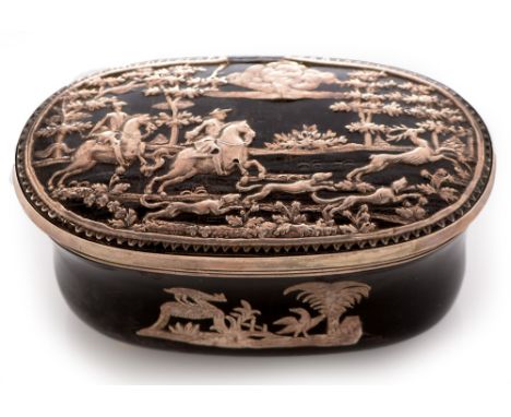 An early 19th Century silver-mounted tortoiseshell snuff box, the lid decorated with a hunting scene, 8cms wide.