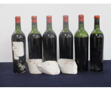 4 bts Ch. Pape-Clément 1947 Pessac (Graves) Cru Classé  1 us, 1 ms, 1 lms, 1 bls, bs/cdl/loose labels, foils damaged 2 bts Ch