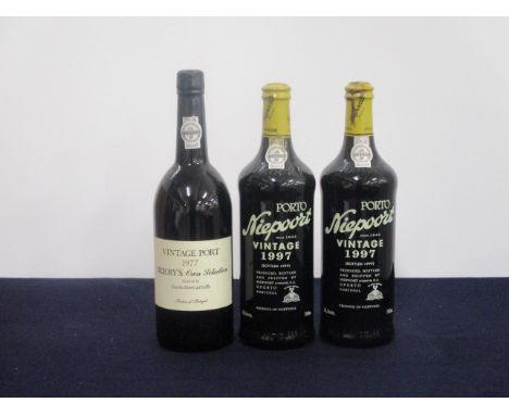 1 bt Berry's Own Selection 1977 Vintage Port Shipped by Quarles Harris i.n 2 bts Niepoort 1997 Vintage Port Above three bottl