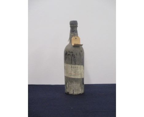 1 bt Grahams 1960 Vintage Port  British Transport Hotels Ltd label, embossed wax capsule,  bs