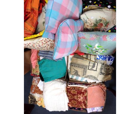 A QUANTITY OF FABRICSremnants, samples, leather scraps, curtains cushions etc