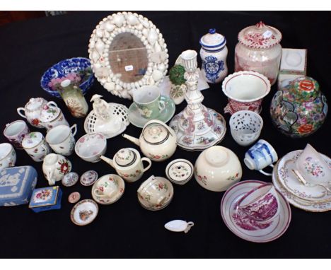 A QUANTITY OF MIXED CERAMICSincluding a Wedgwood creamware child's part tea service (a/f), a candlestick, lustre ware and oth