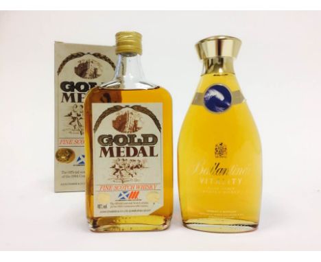 BALLANTINE'S VITALITY
Blended Grain Whisky
50cl, 43% volume.
GOLD MEDAL
Blended Scotch Whisky
The official souvenir whisky of