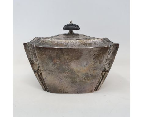 A silver tea caddy, of rectangular form, with re-entrant corners, London 1899, 7.4 ozt (all in) 