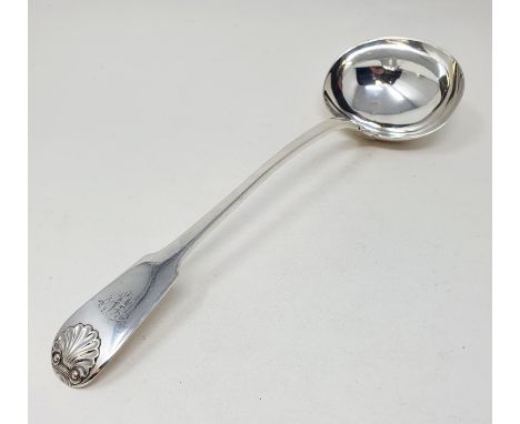 A George III silver fiddle and shell pattern punch ladle, London 1819, 7.9 ozt  Provenance: From a large single owner collect