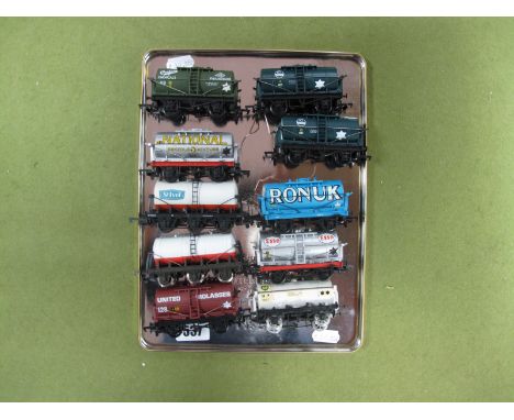 Quantity of '00' Gauge Tankers By Mainline, Wrenn etc, all good, plus one kit built item missing couplings, all unboxed, (10 