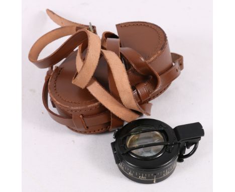 Lizards prismatic compass, leather case