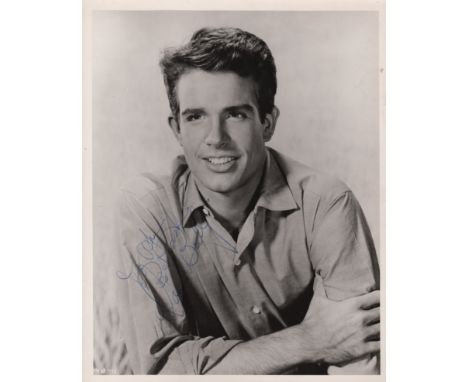 BEATTY WARREN: (1937-&nbsp;&nbsp;&nbsp;&nbsp; ) American Actor and Film Director, Academy Award winner. A good vintage signed