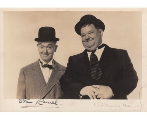 LAUREL &amp; HARDY: LAUREL STAN (1890-1965) &amp; HARDY OLIVER (1892-1957) English and American Film Comedians. Vintage signe