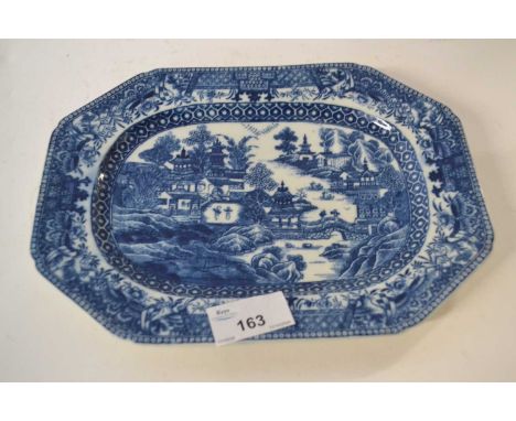 Further Caughley dish of rectangular form with printed blue and white design, 24cm long