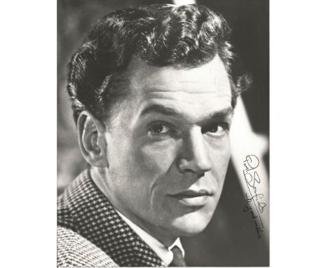 Paul Scofield signed 10x8 black and white photo. 21 January 1922, 19 March 2008 was an English actor of stage and screen who 